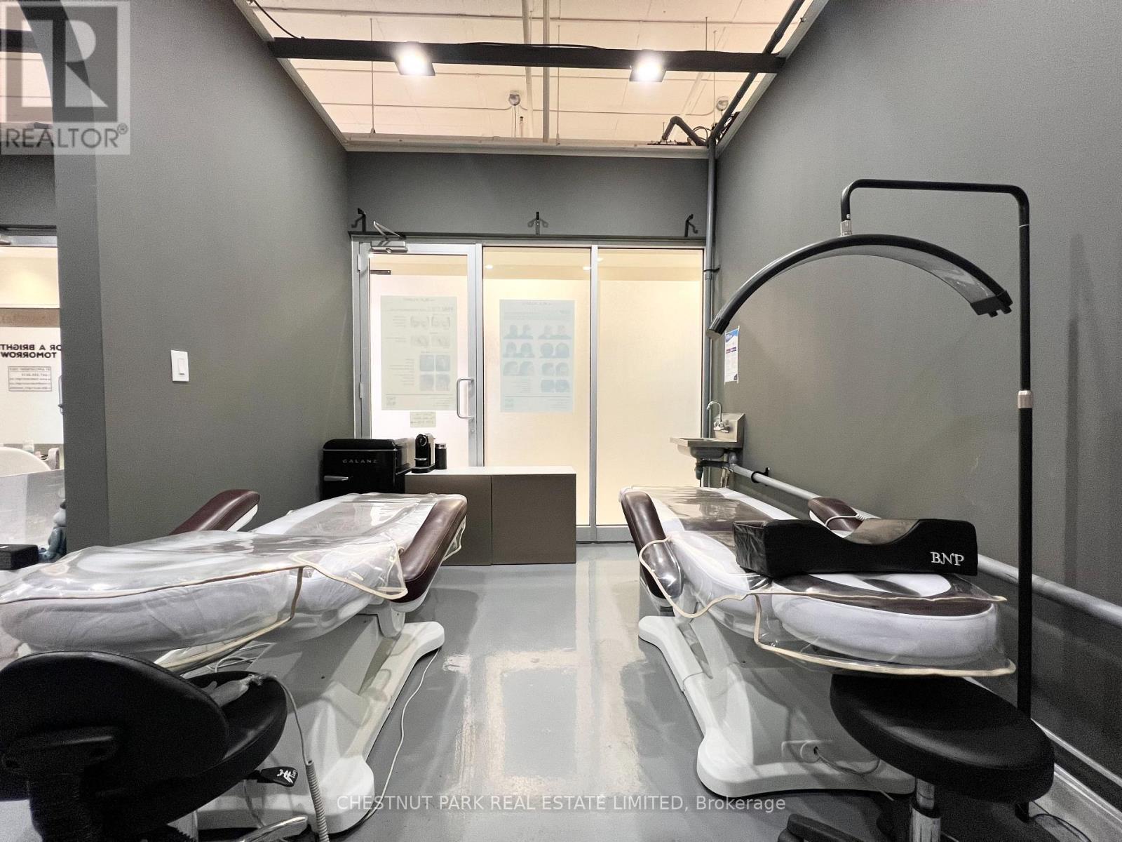 207 - 7181 Yonge Street, Markham, Ontario  L3T 0C7 - Photo 4 - N12723050