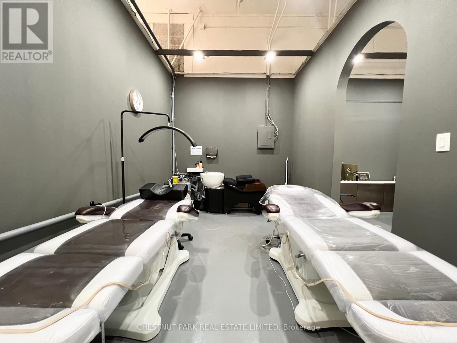 208 - 7181 Yonge Street, Markham, Ontario  L3T 0C7 - Photo 9 - N12845828