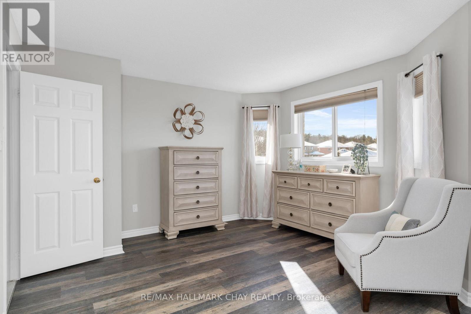 12 Muir Drive, Barrie, Ontario  L4N 0H9 - Photo 15 - S12900520