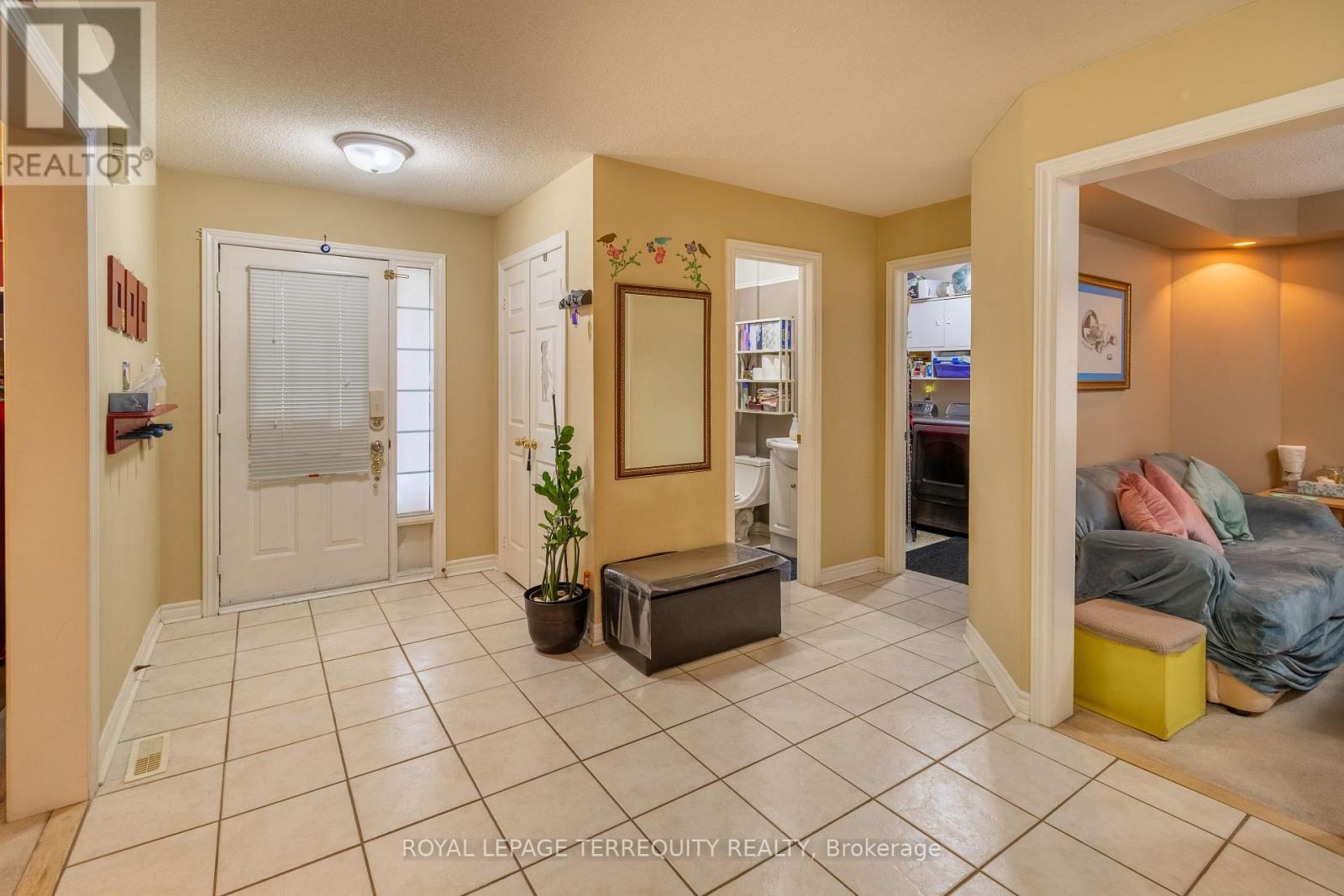 35 Raquel Street, Barrie, Ontario  L4N 9S4 - Photo 5 - S12987670