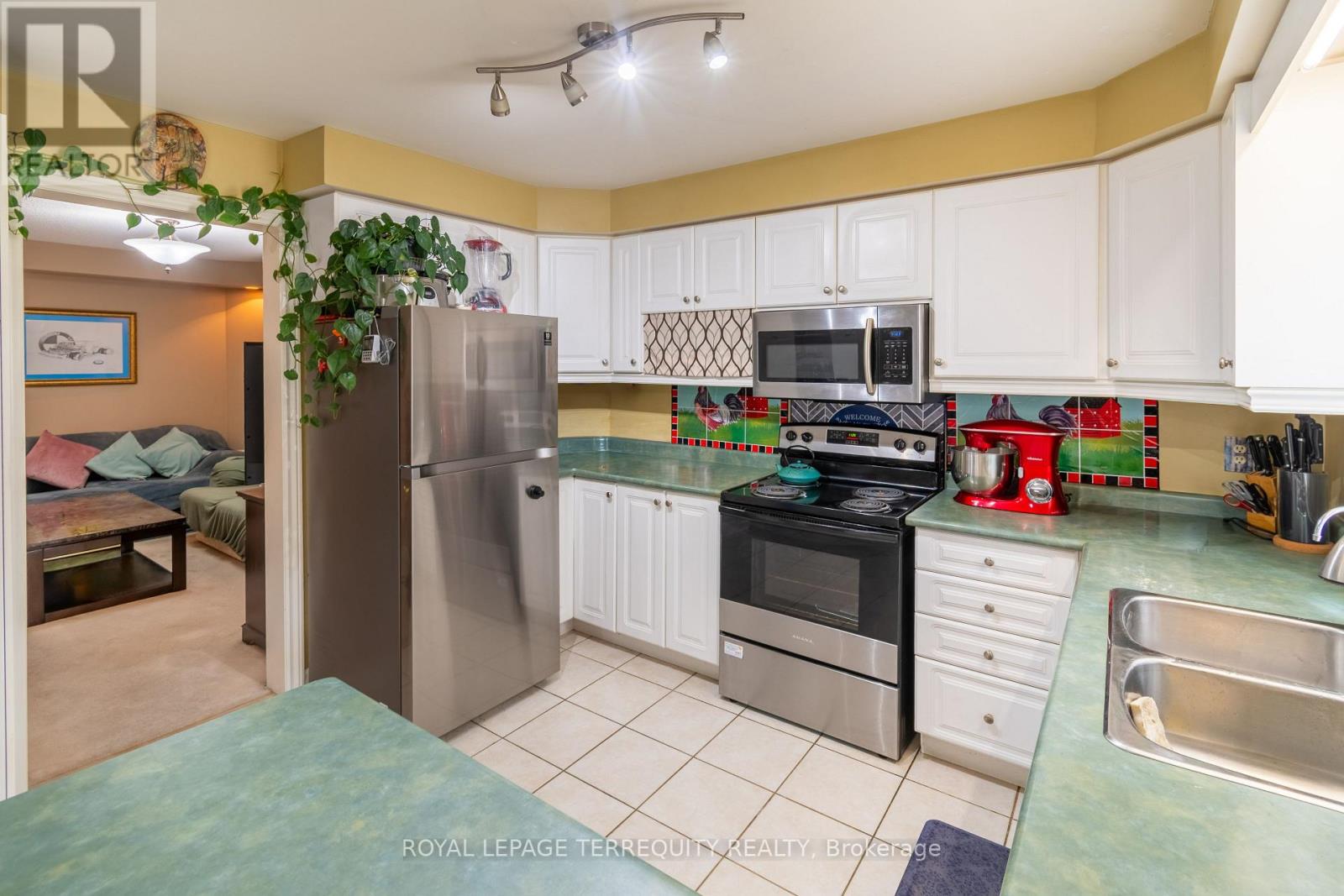 35 Raquel Street, Barrie, Ontario  L4N 9S4 - Photo 9 - S12987670