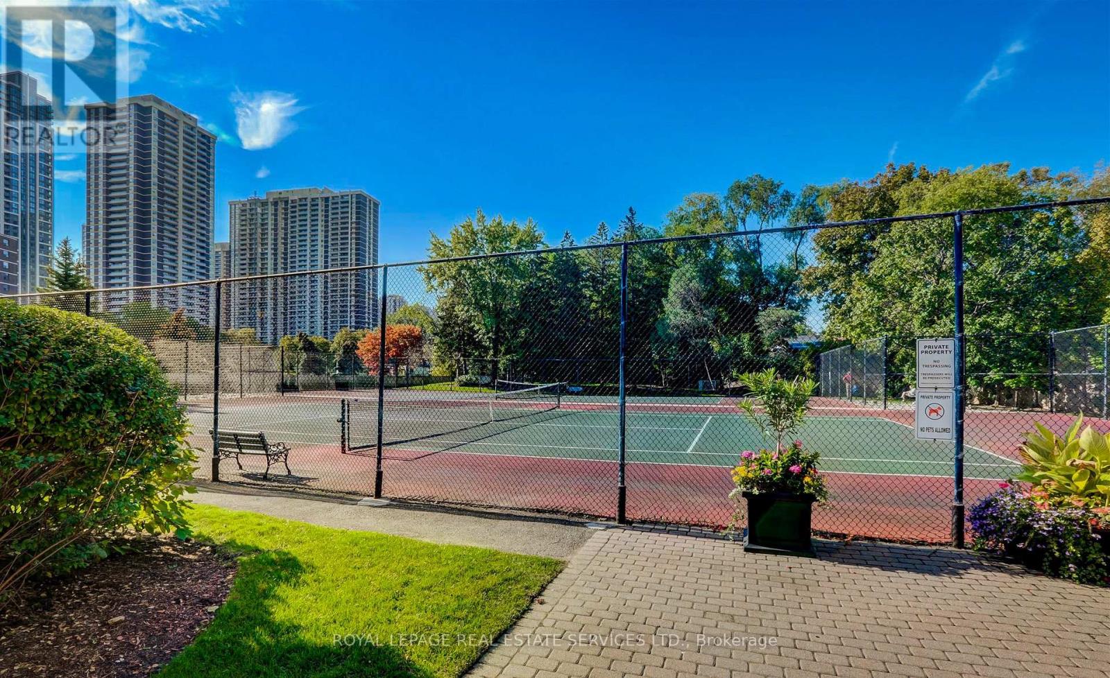 2004 - 1300 Islington Avenue, Toronto, Ontario  M9A 5C4 - Photo 42 - W13002160