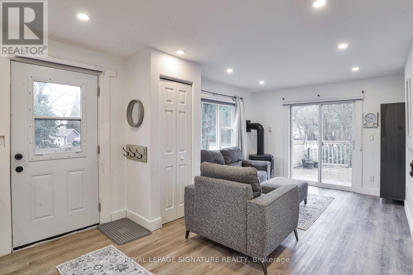 1095 Sylvan Glen Drive, Ramara, Ontario  L0K 1B0 - Photo 5 - S13009290