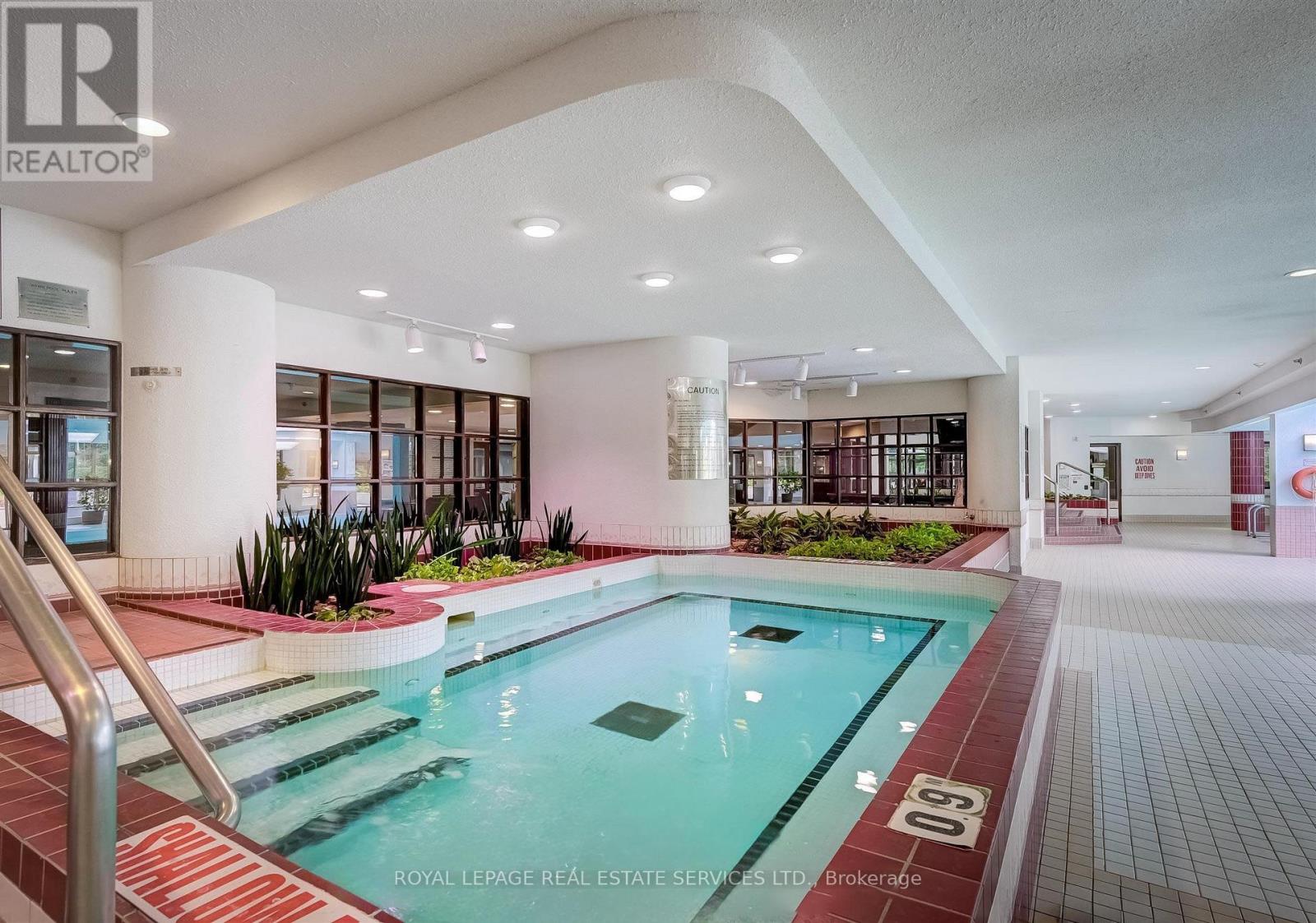 2004 - 1300 Islington Avenue, Toronto, Ontario  M9A 5C4 - Photo 37 - W13002160