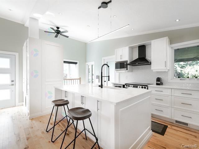 17 Av. d'Hochelaga Candiac Quebec Canada J5R3N3 5