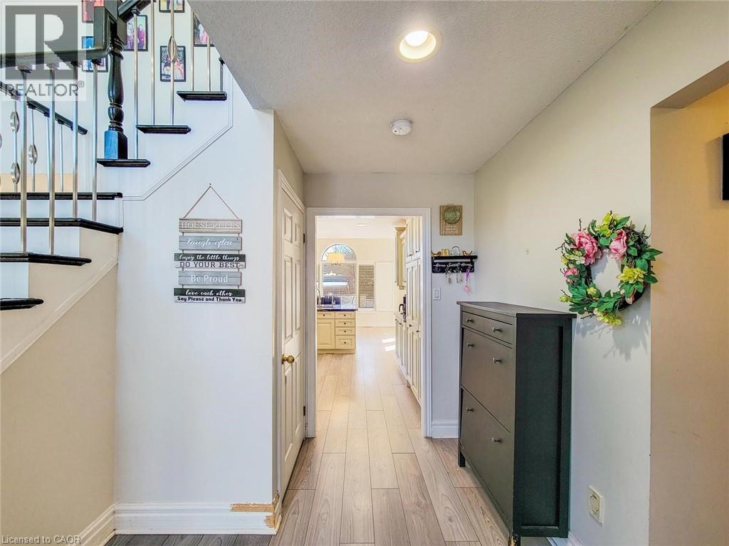 86 Margaret Avenue, Hamilton, Ontario  L8G 3G5 - Photo 9 - 40821642