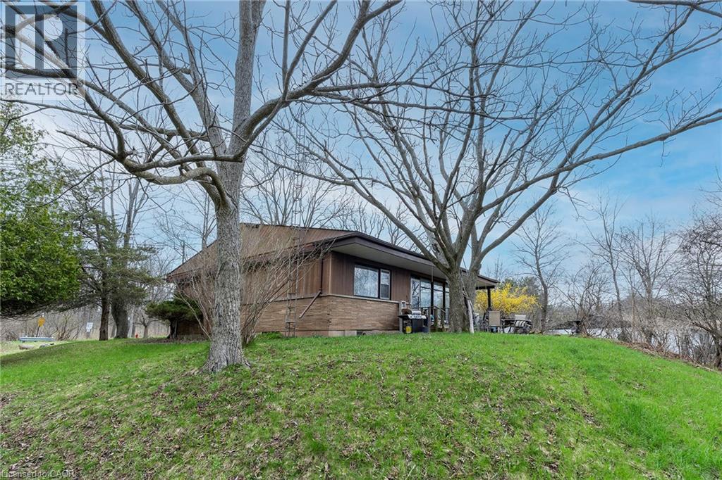 5 Homestead Avenue, Dundas, Ontario  L9H 5Y6 - Photo 8 - 40820623