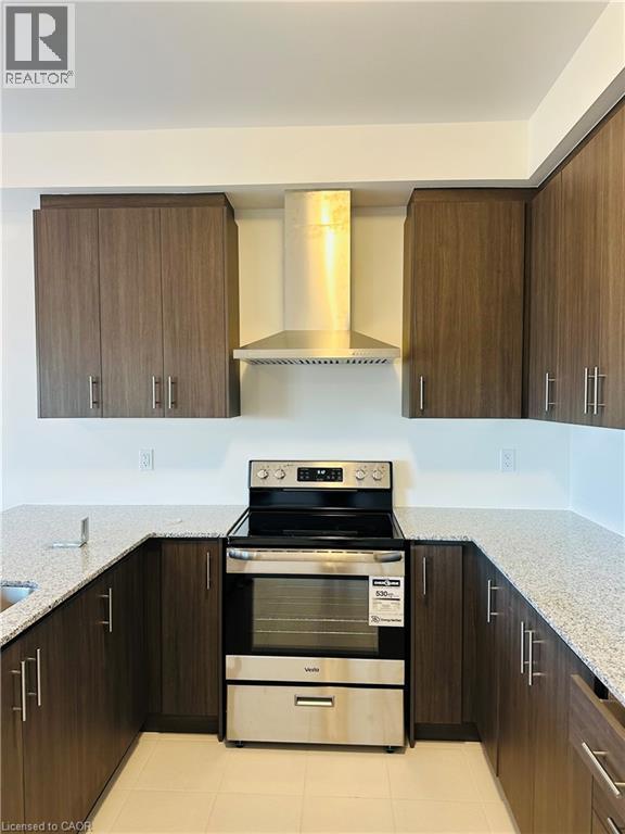 884 Douro Street, Stratford, Ontario  N5A 0M3 - Photo 5 - 40818168