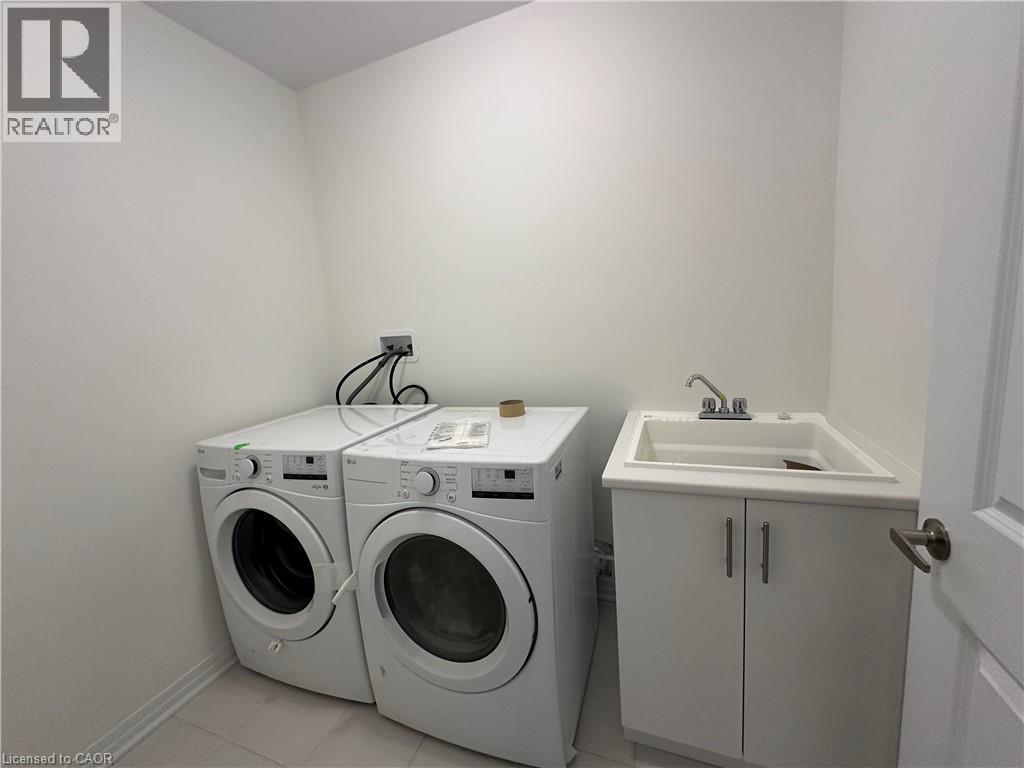 884 Douro Street, Stratford, Ontario  N5A 0M3 - Photo 18 - 40818168