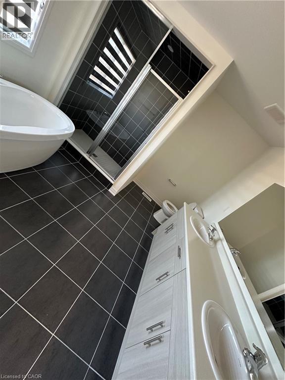 884 Douro Street, Stratford, Ontario  N5A 0M3 - Photo 24 - 40818168