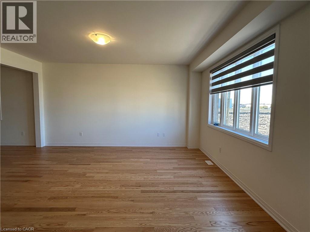 884 Douro Street, Stratford, Ontario  N5A 0M3 - Photo 6 - 40818168