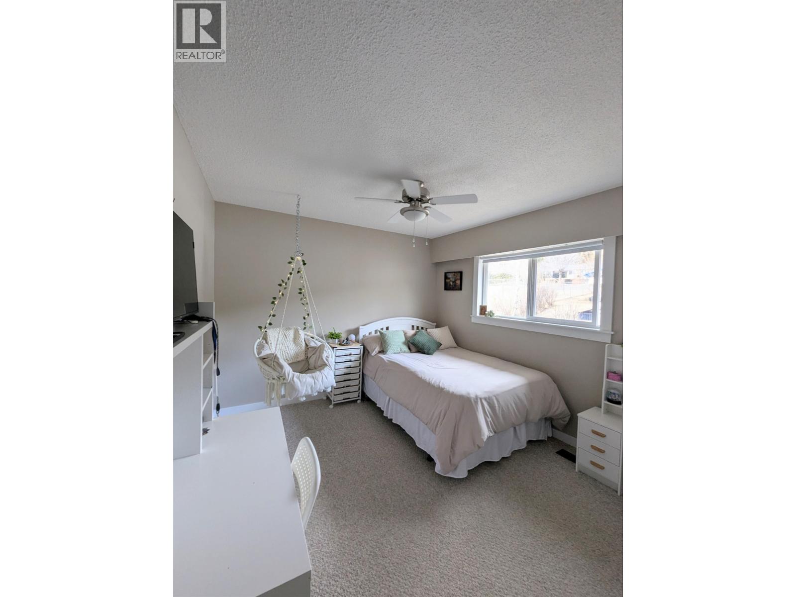 5665 Horse Lake Road, 100 Mile House, British Columbia  V0K 2E1 - Photo 27 - R3112106