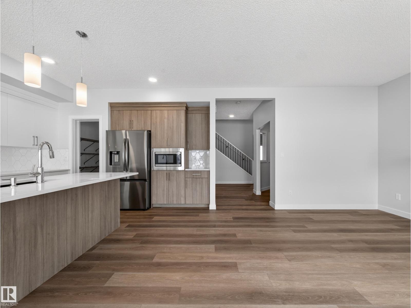 6306 42 Av, Beaumont, Alberta  T4X 2X5 - Photo 14 - E4482331