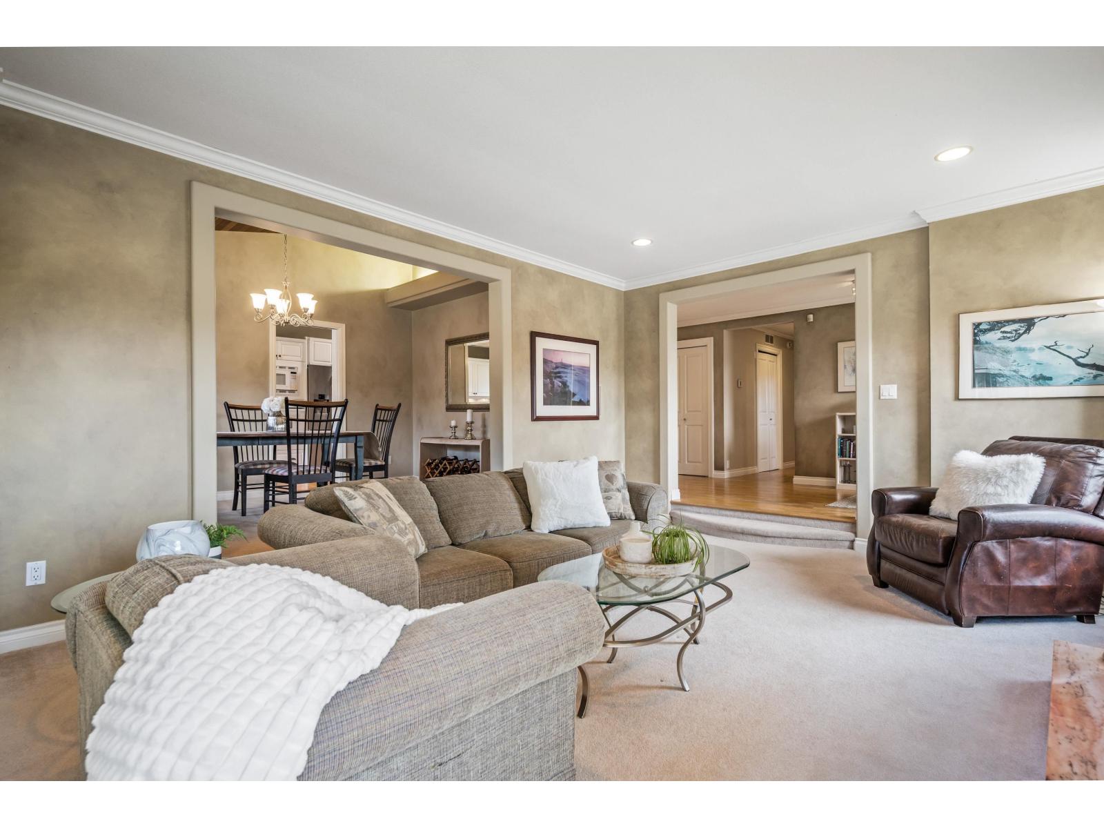 11390 Northview Crescent, Delta, British Columbia  V4E 2P7 - Photo 10 - R3112492