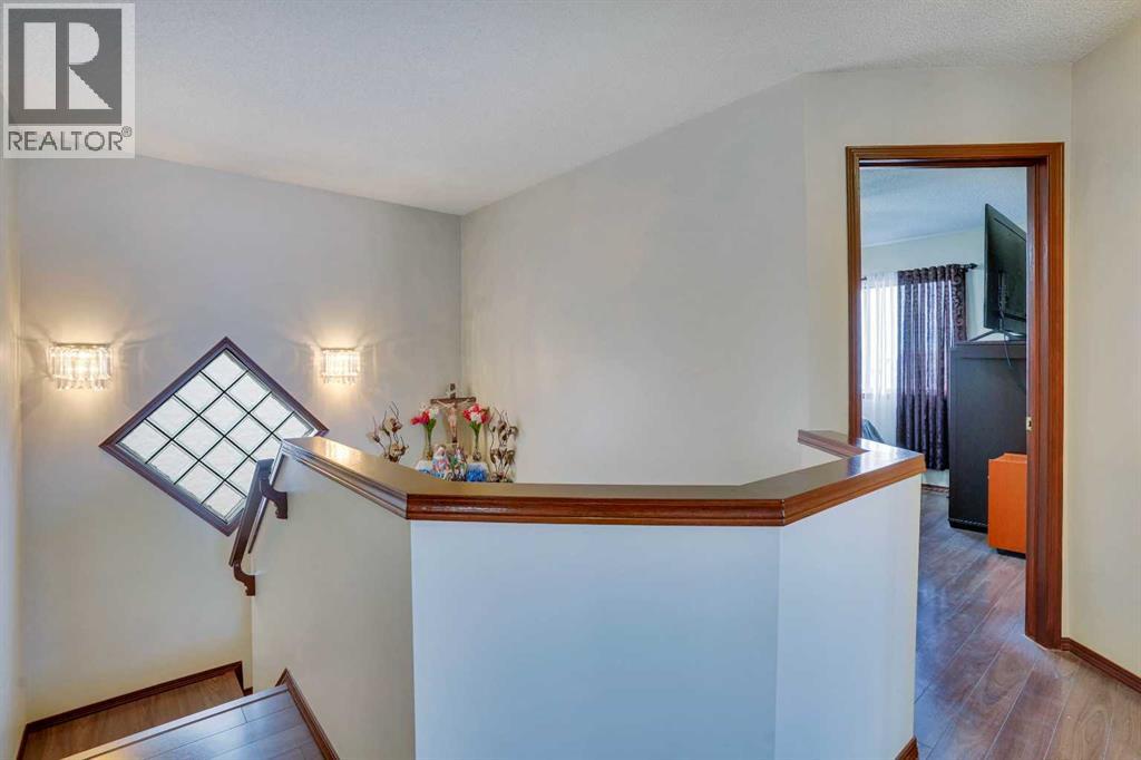 83 Bridlecreek Heath Sw, Calgary, Alberta  T2Y 3N5 - Photo 14 - A2299197