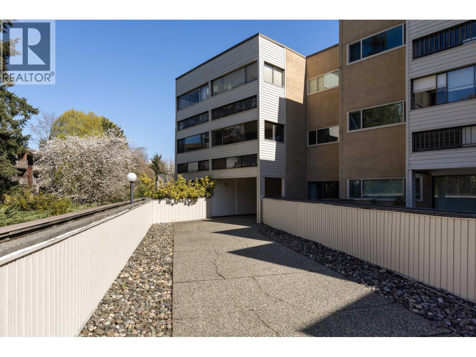 212 8291 Park Road, Richmond, British Columbia  V6Y 1T3 - Photo 17 - R3111911