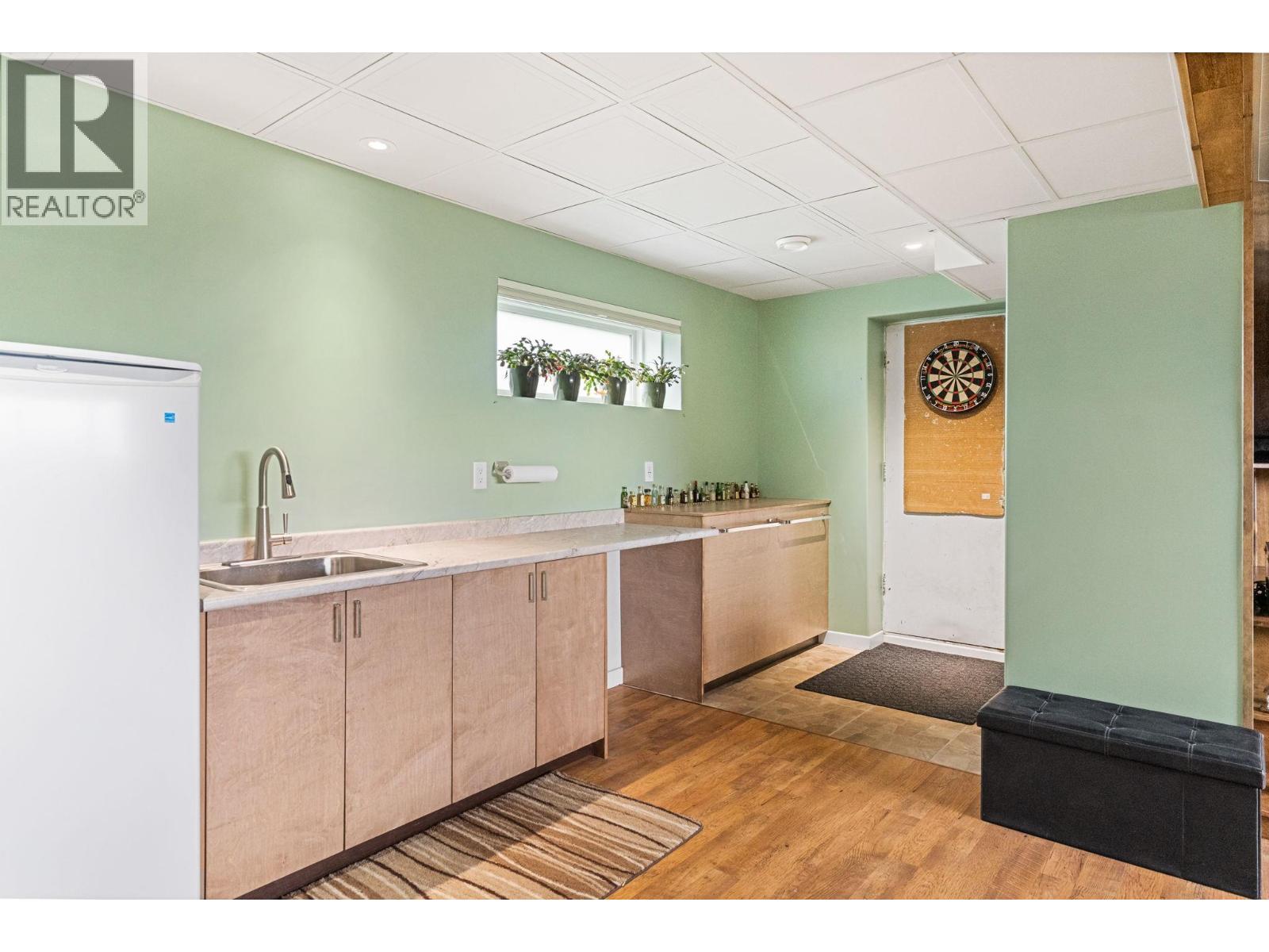 915 Graf Road, Kelowna, British Columbia  V1P 1C1 - Photo 24 - 10383556