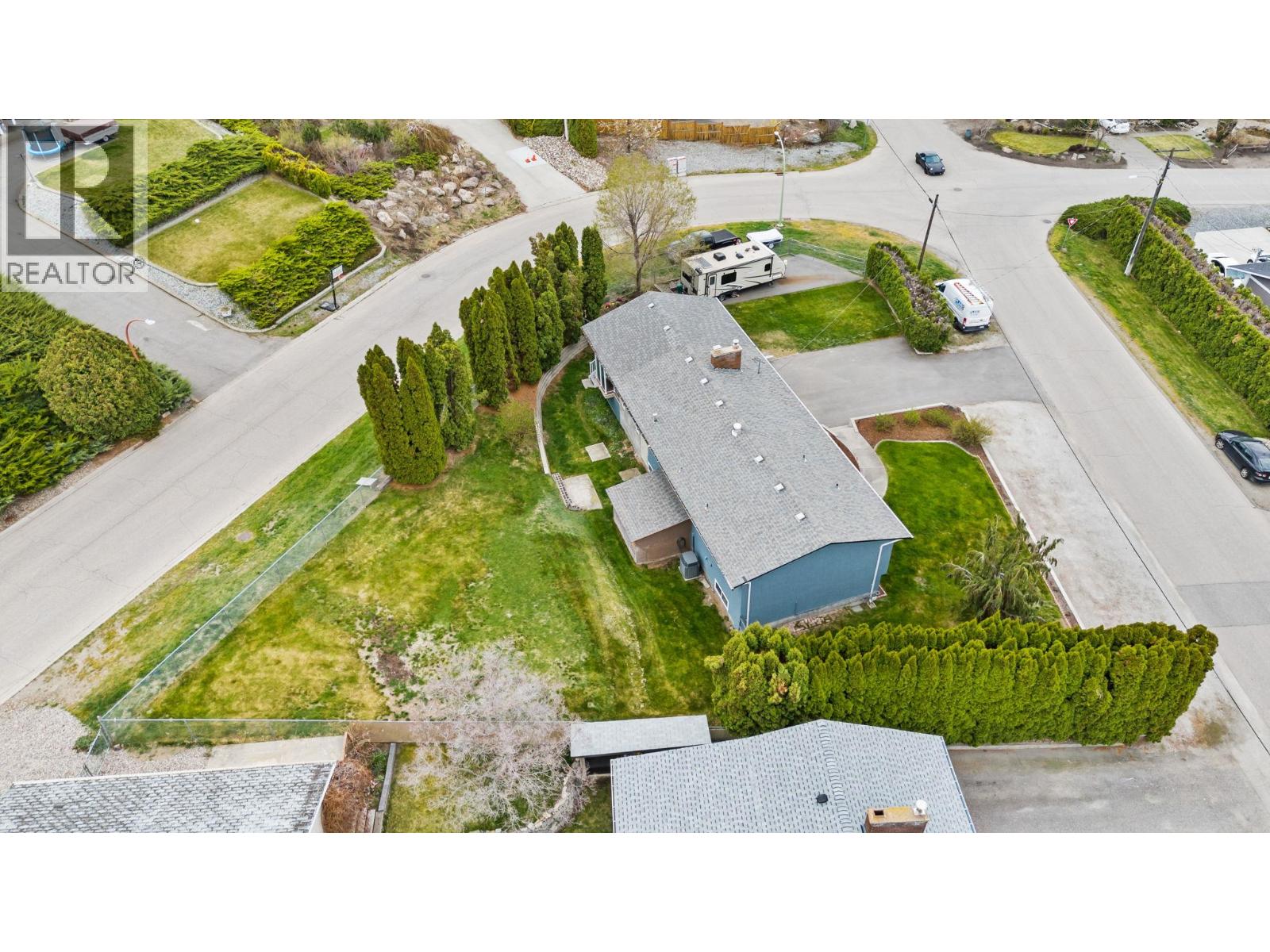 915 Graf Road, Kelowna, British Columbia  V1P 1C1 - Photo 47 - 10383556