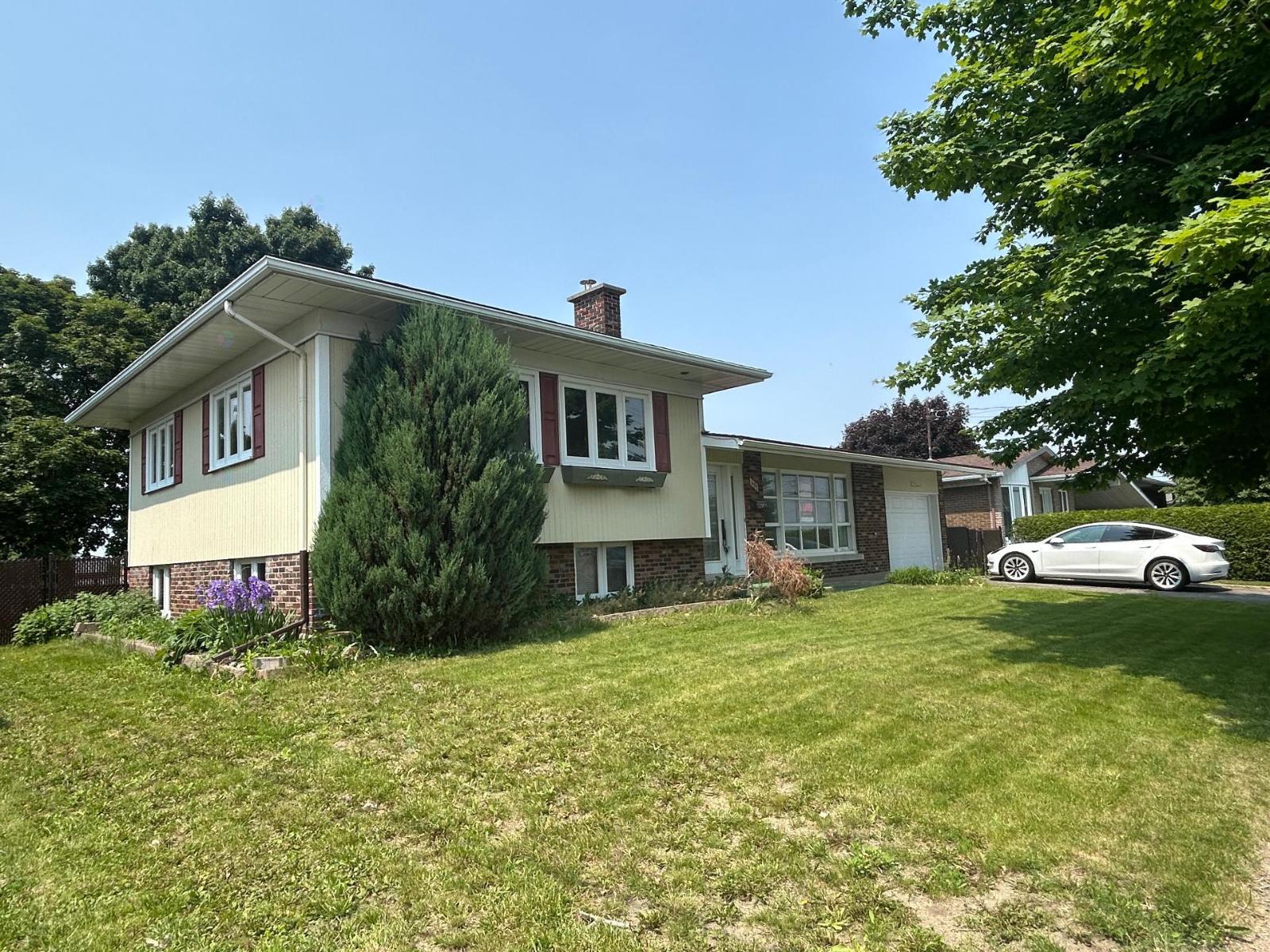 481 Rue Gendron Beauharnois Quebec Canada J6N2E7 2