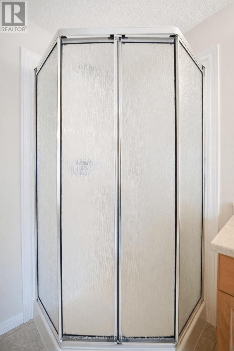 11 - 255 Summerfield Drive, Guelph, Ontario  N1L 0E1 - Photo 30 - X13009624