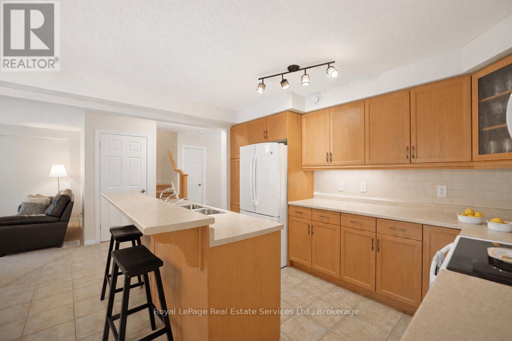 11 - 255 Summerfield Drive, Guelph, Ontario  N1L 0E1 - Photo 4 - X13009624