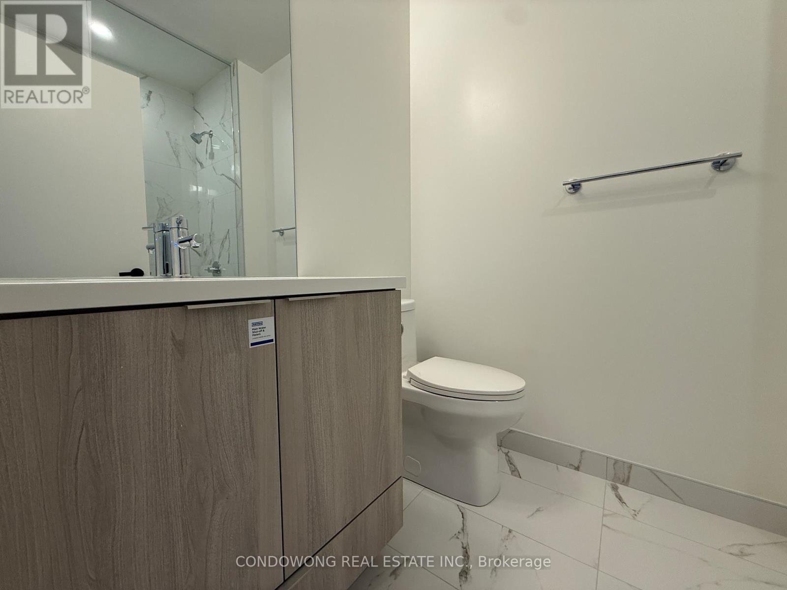 6005 - 8 Interchange Way, Vaughan, Ontario  L4K 0R2 - Photo 4 - N13009026