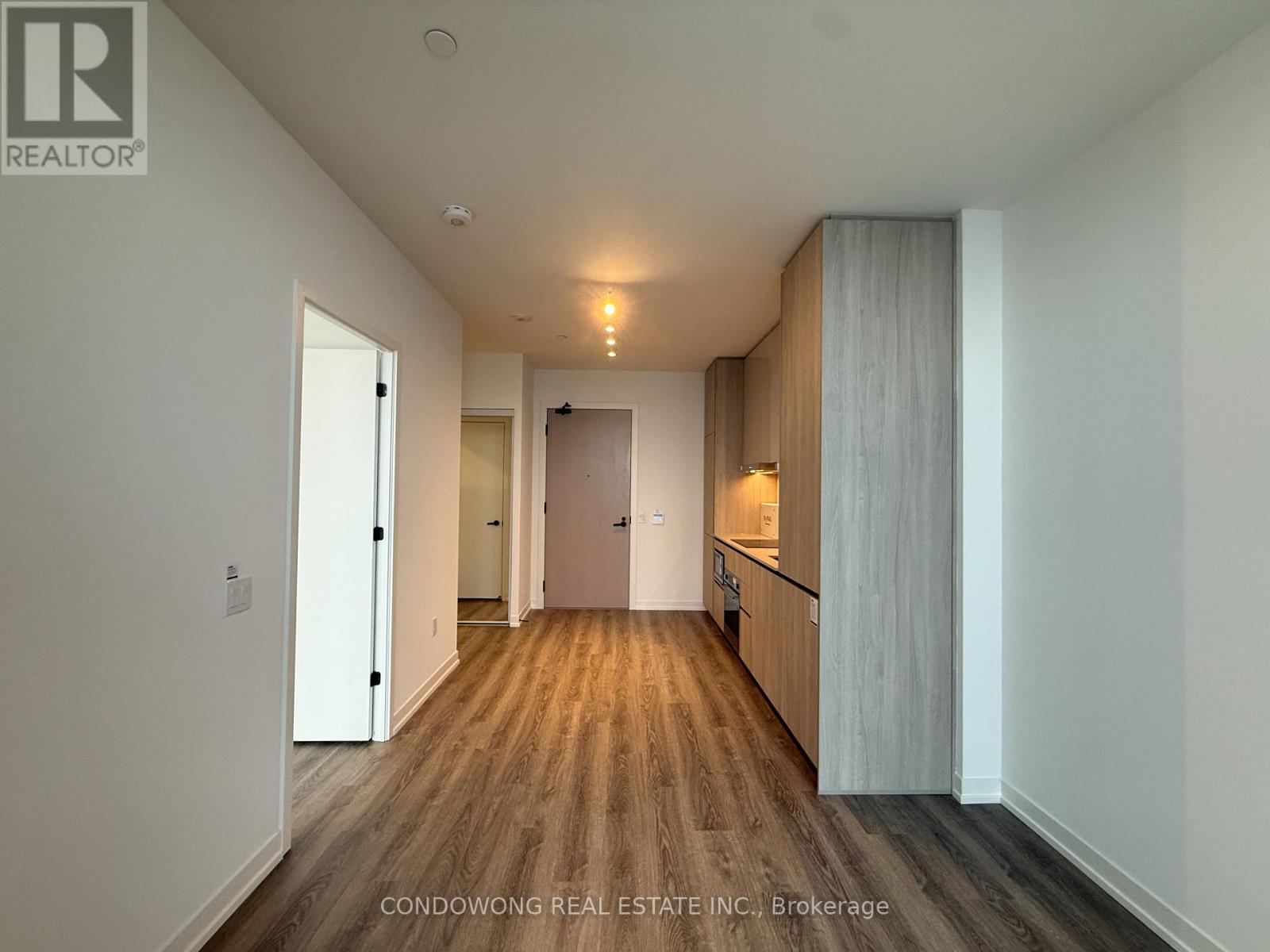 6005 - 8 Interchange Way, Vaughan, Ontario  L4K 0R2 - Photo 3 - N13009026