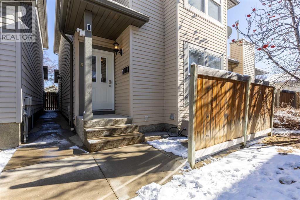 5, 635 6 Street S, Lethbridge, Alberta