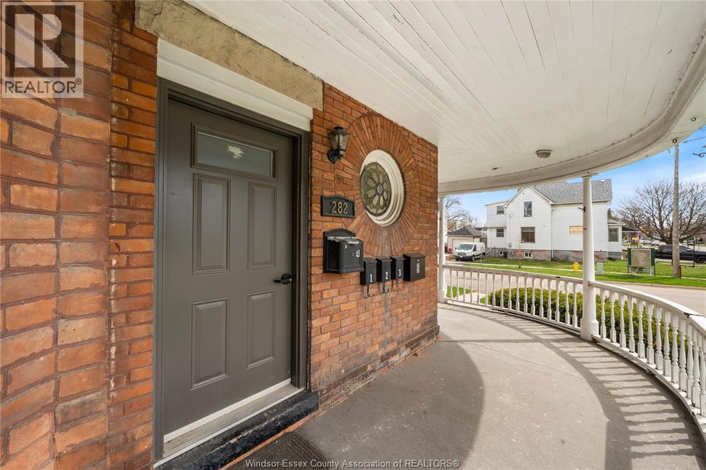 282 Wellington Street Unit# 4, Sarnia, Ontario  N7T 1H2 - Photo 2 - 26008357