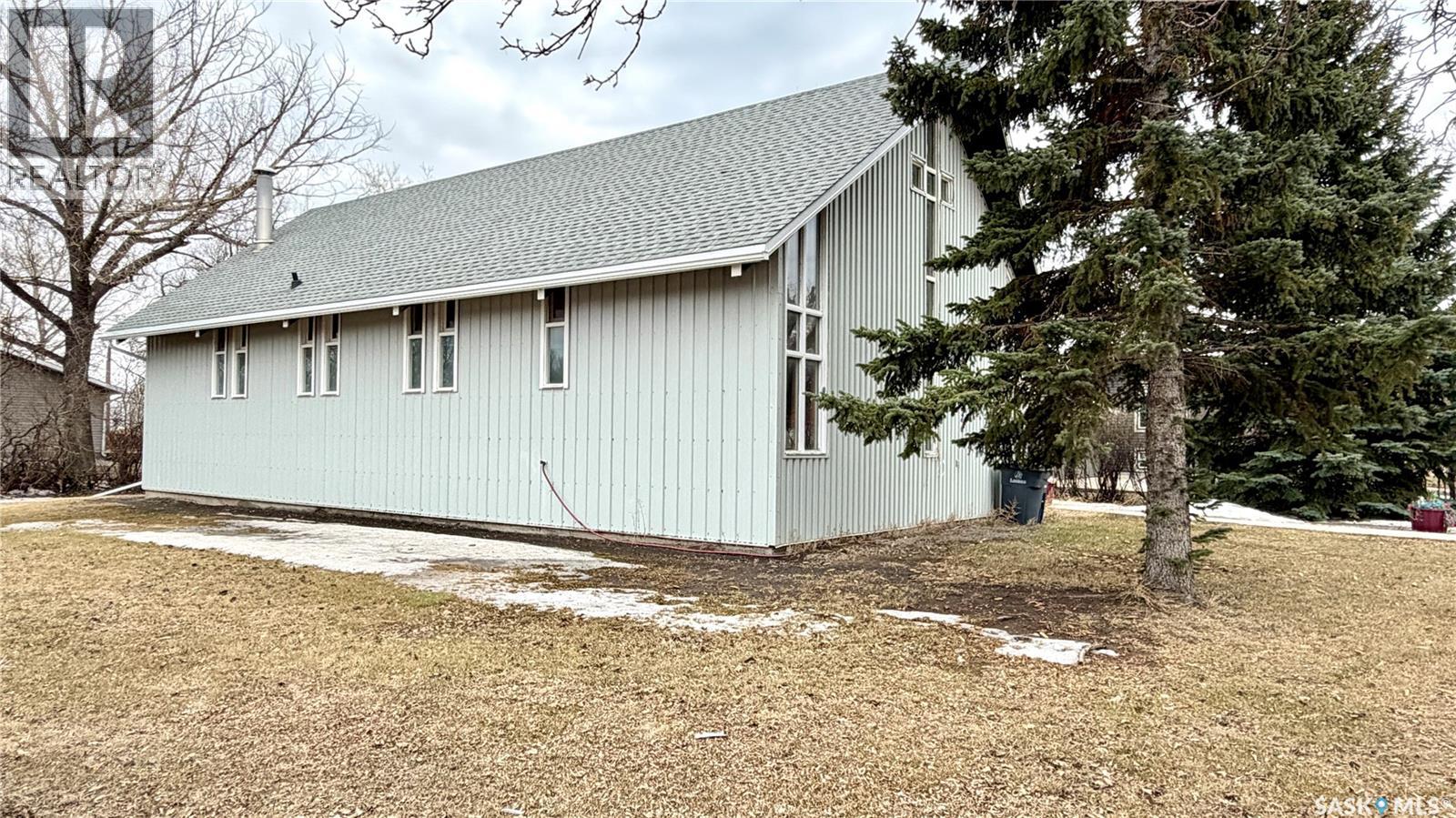 510 Government Road, Davidson, Saskatchewan  S0G 1A0 - Photo 2 - SK032998