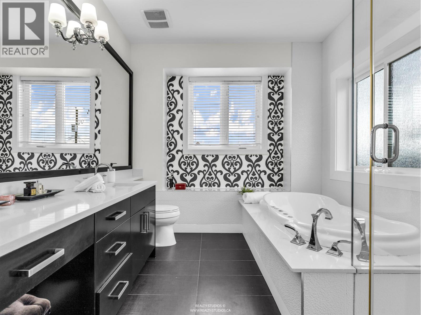 66 E 57th Avenue, Vancouver, British Columbia  V5X 1S4 - Photo 19 - R3112491