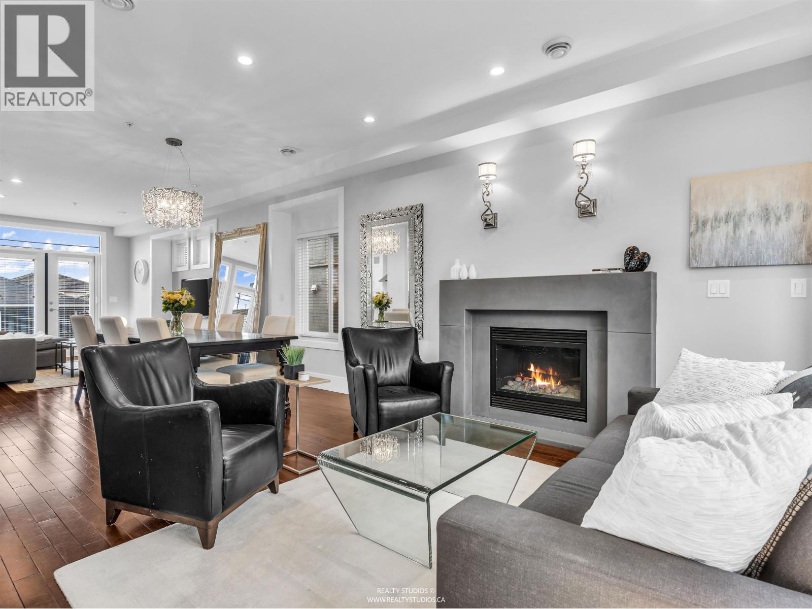 66 E 57th Avenue, Vancouver, British Columbia  V5X 1S4 - Photo 5 - R3112491