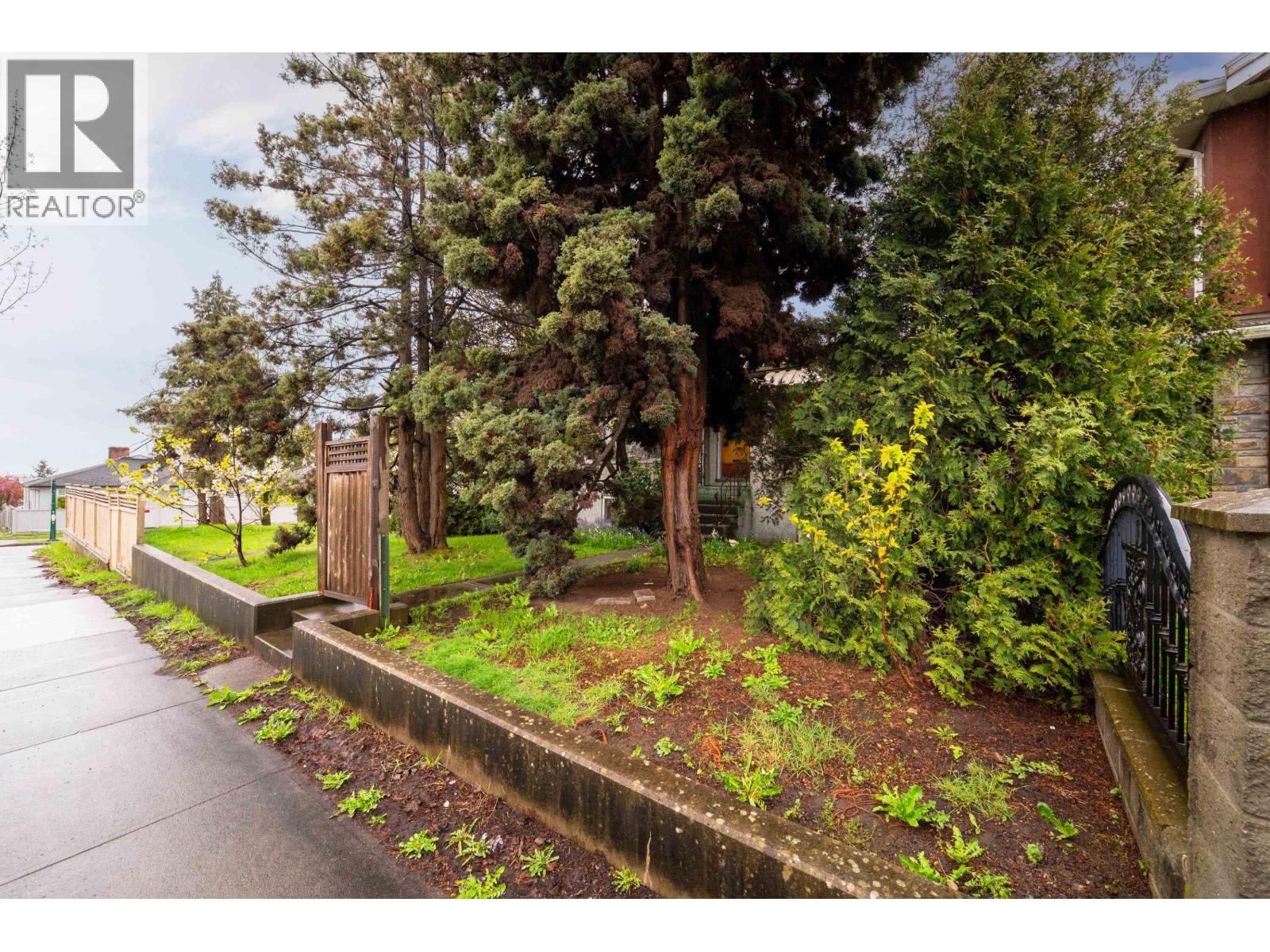 7475 Knight Street, Vancouver, British Columbia  V5P 2X1 - Photo 35 - R3112507