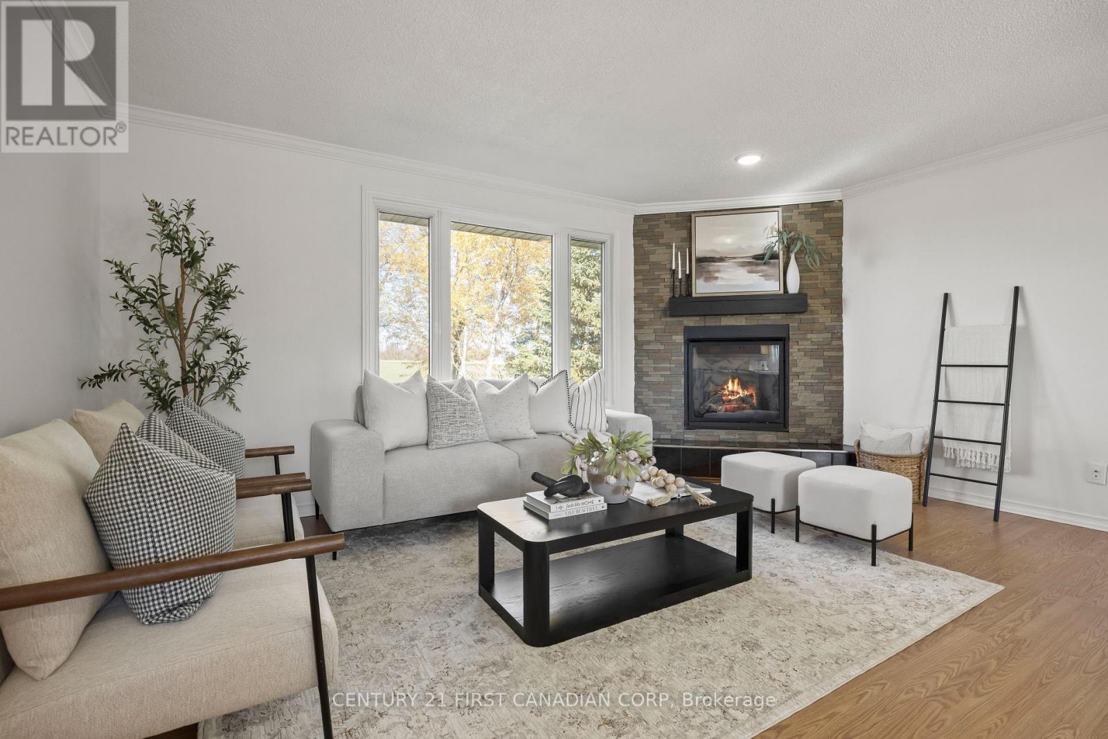 70986 B Line, Lambton Shores, Ontario  N0M 1T0 - Photo 11 - X13009608