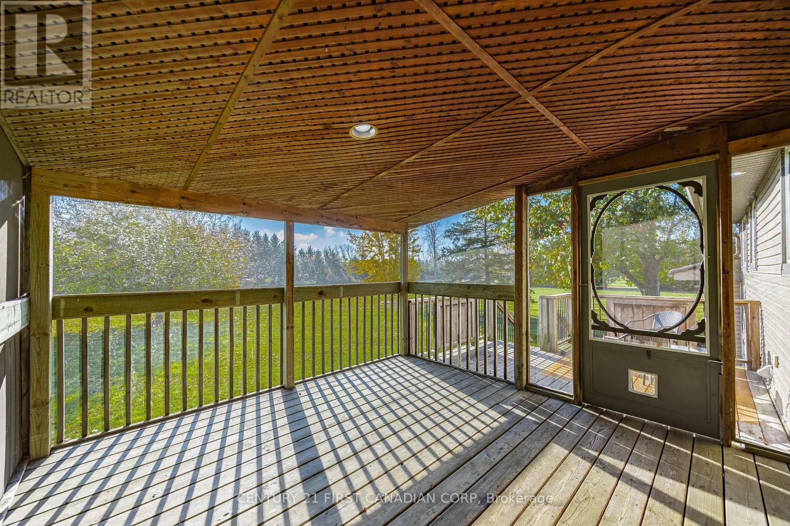 70986 B Line, Lambton Shores, Ontario  N0M 1T0 - Photo 41 - X13009608