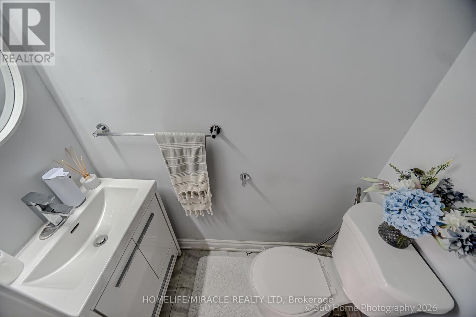 17 Montvale Drive, Toronto, Ontario  M1M 3E5 - Photo 11 - E13009610