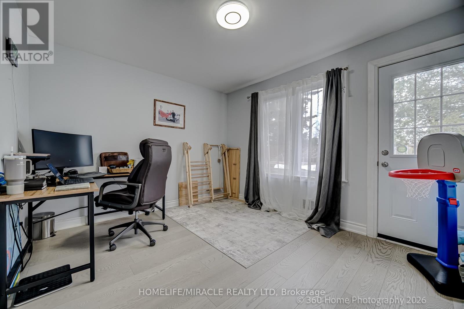 17 Montvale Drive, Toronto, Ontario  M1M 3E5 - Photo 25 - E13009610