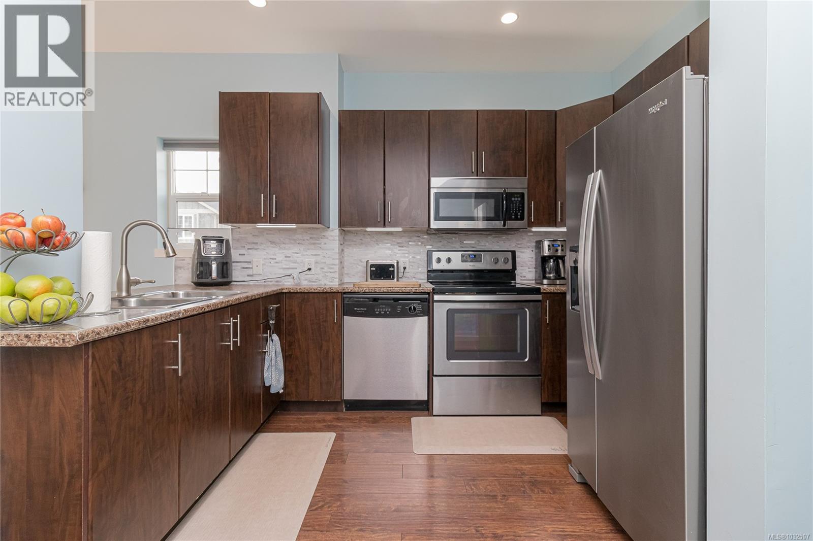 3597 Kinetic Crt, Langford, British Columbia  V9C 0E9 - Photo 10 - 1032507