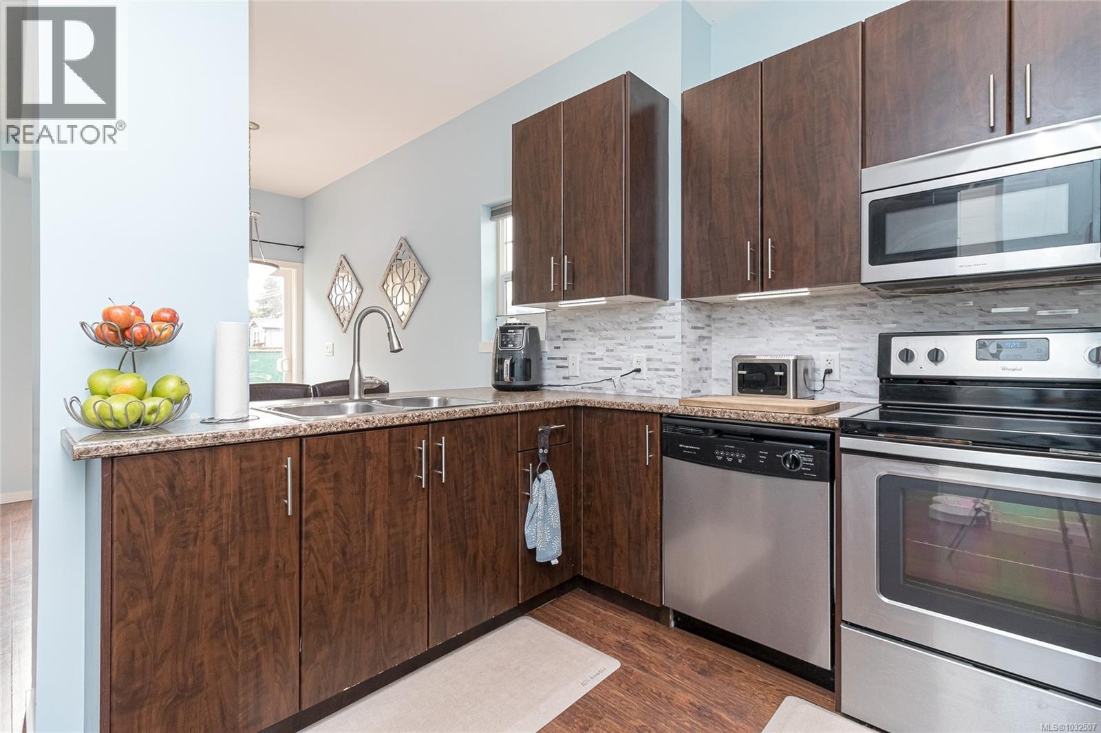 3597 Kinetic Crt, Langford, British Columbia  V9C 0E9 - Photo 11 - 1032507