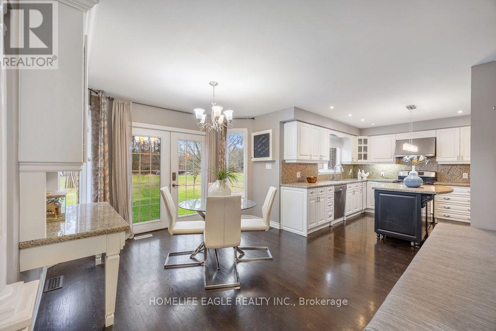 20286 Yonge Street, East Gwillimbury, Ontario  L9N 1B1 - Photo 11 - N13009504