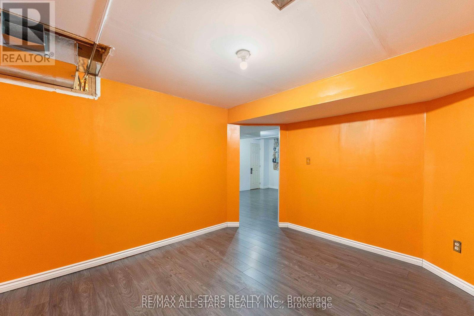 18 Reddenhurst Crescent, Georgina, Ontario  L4P 4G1 - Photo 26 - N13009626