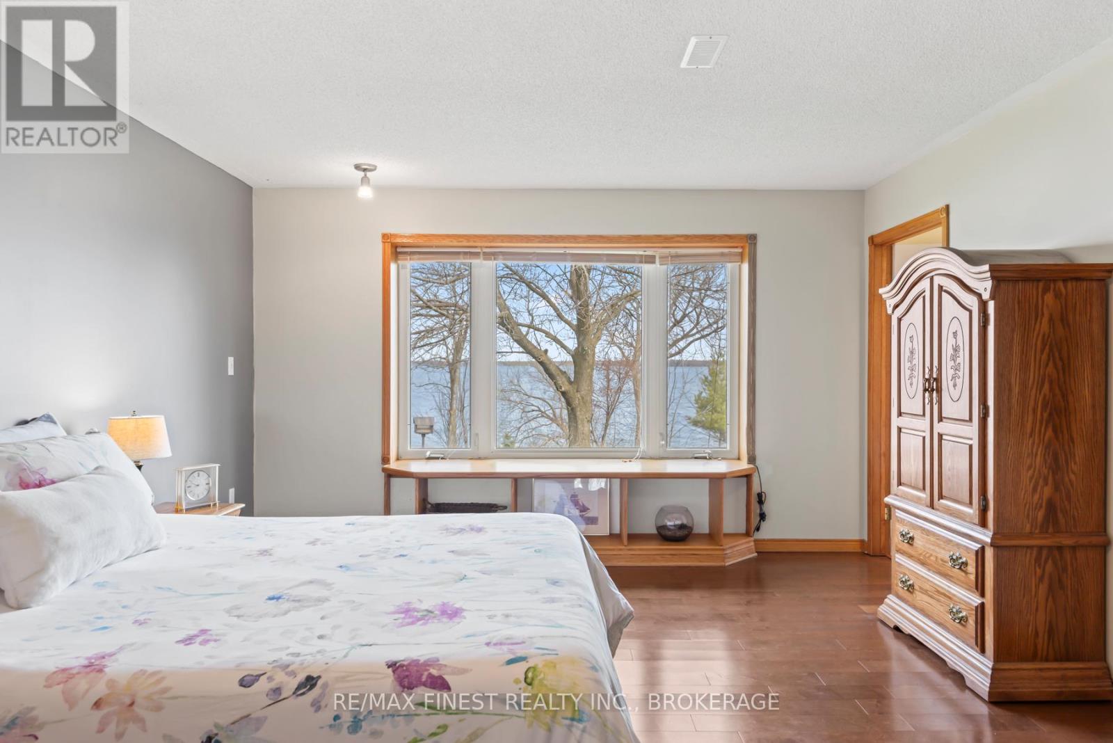 2800 Front Road, Loyalist, Ontario  K0H 2S0 - Photo 18 - X13008850