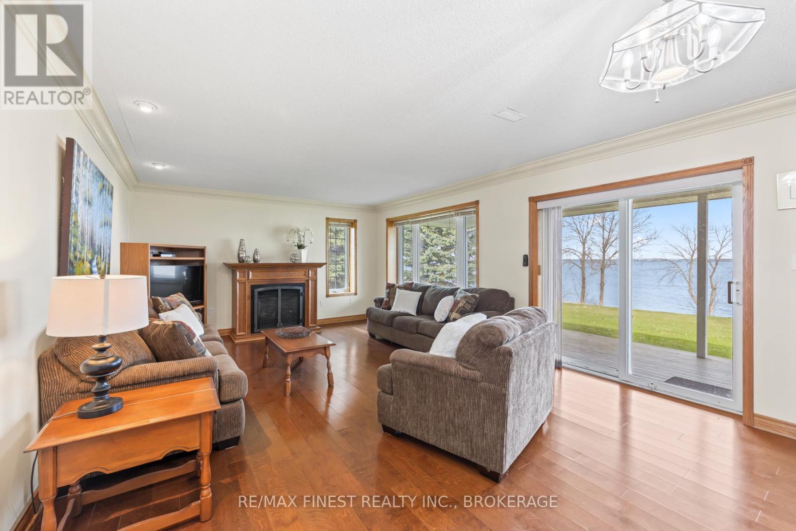 2800 Front Road, Loyalist, Ontario  K0H 2S0 - Photo 26 - X13008850