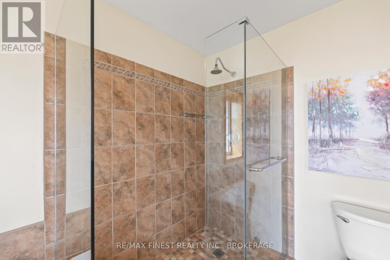 2800 Front Road, Loyalist, Ontario  K0H 2S0 - Photo 22 - X13008850