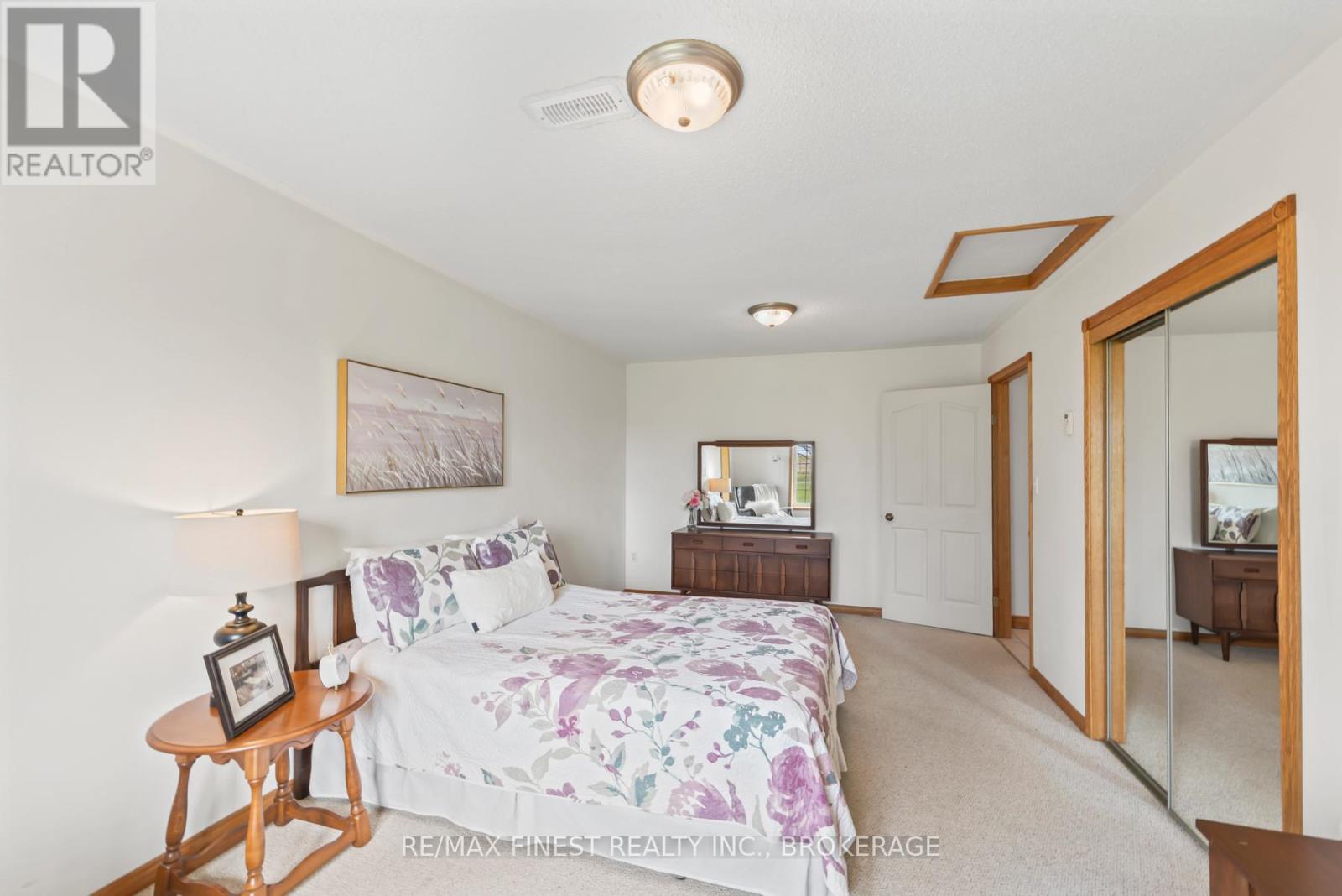 2800 Front Road, Loyalist, Ontario  K0H 2S0 - Photo 32 - X13008850