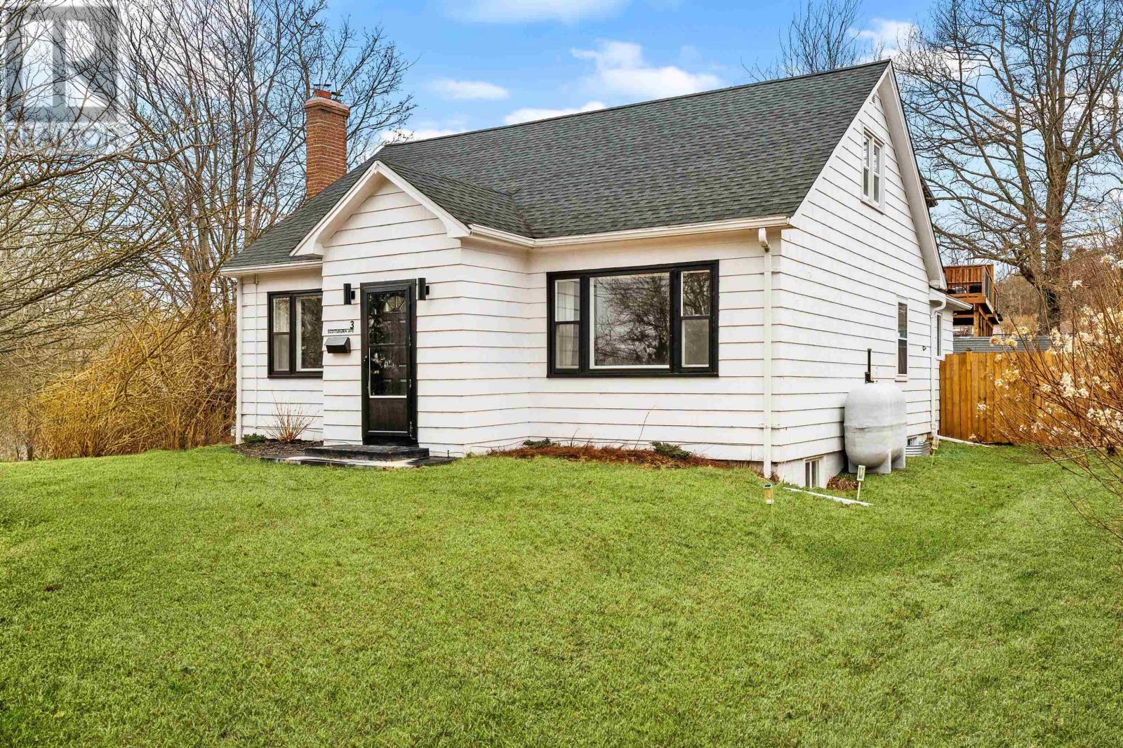 3 Scotsburn Avenue, dartmouth, Nova Scotia