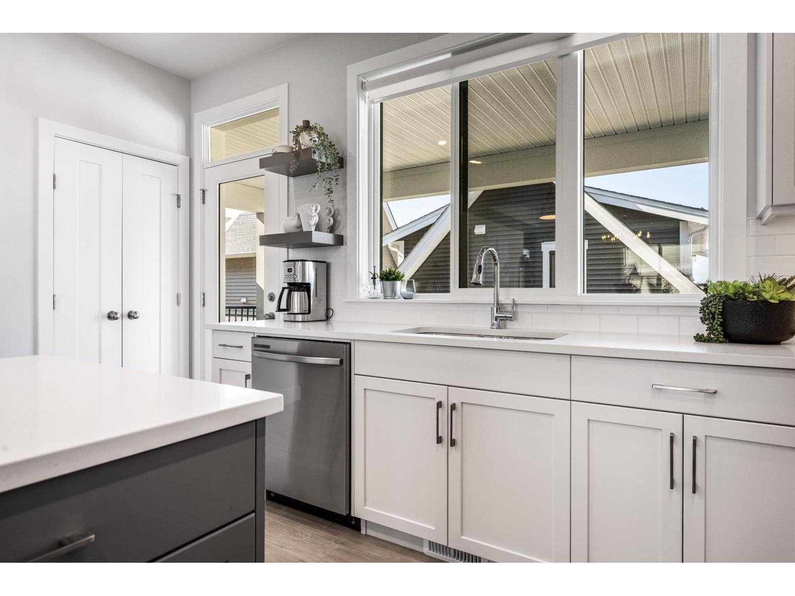 7103 Copperwood Street, Chilliwack Proper South, Chilliwack, British Columbia  V2R 6M8 - Photo 15 - R3104326