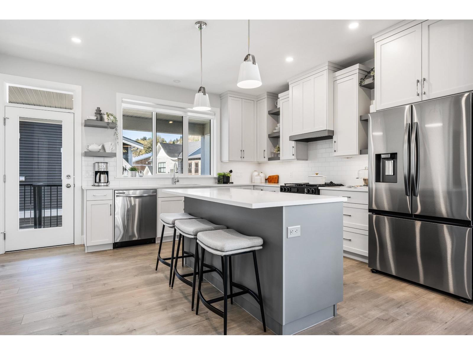 7103 Copperwood Street, Chilliwack Proper South, Chilliwack, British Columbia  V2R 6M8 - Photo 11 - R3104326