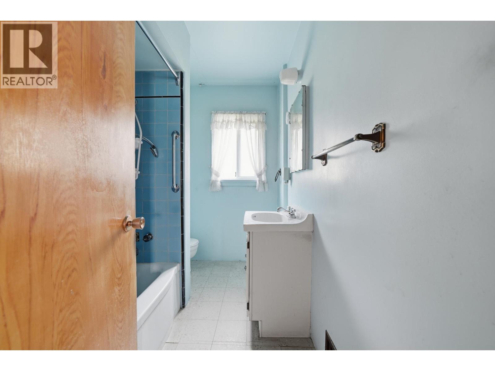 5878 Argyle Street, Vancouver, British Columbia  V5P 3J7 - Photo 12 - R3111929