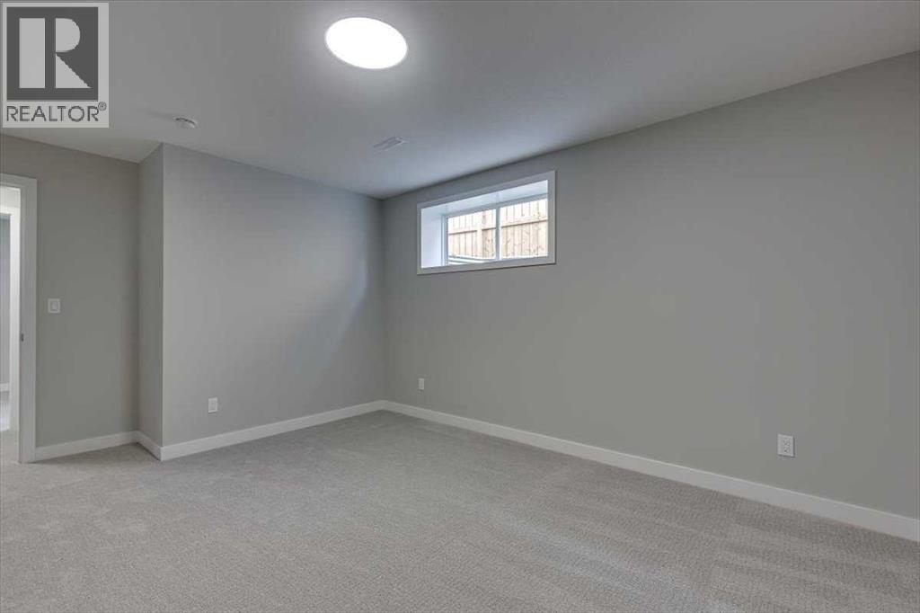 2 Evron Place, Trochu, Alberta  T0M 2C0 - Photo 36 - A2288410